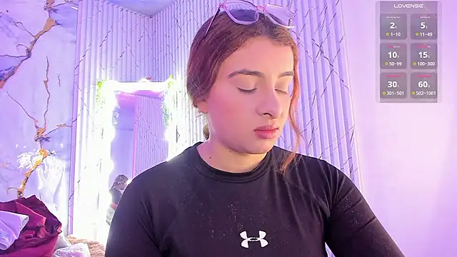 Naomy tay1 online show from 03.21.26