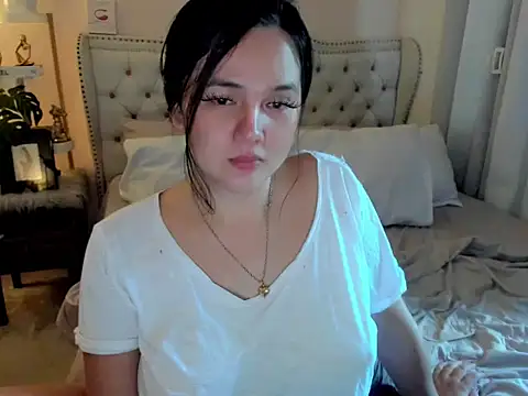 SweetHoney369 online show from 06.17.26