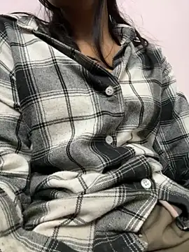 modelnishu online show from 09.12.25