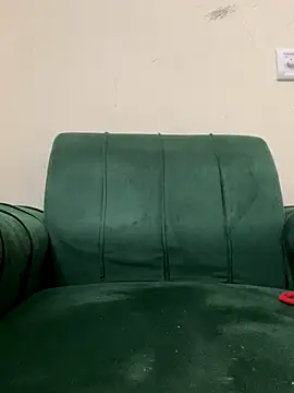 modelnishu online show from 10.04.25