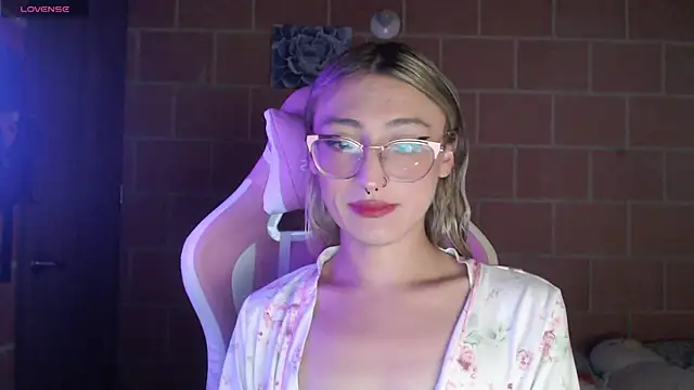 Andrea camilaaa online show from 04.15.26