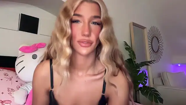 KENNIEXROSE online show from 01.08.26