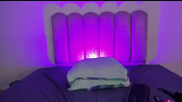 TahliaNovoa online show from 03.27.26