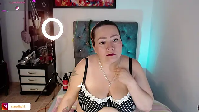 MaraDiaz11 online show from 05.19.26