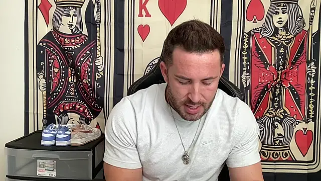 brettmycles28 online show from 11.07.25