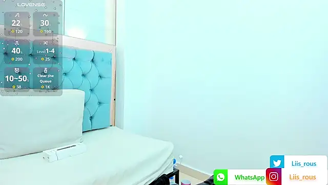 Snapshot of lis_rous chatting on 09.26.25 lis rous online show from 09.26.25