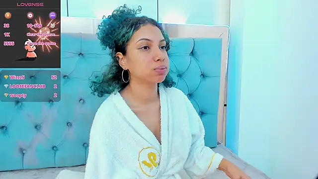 Snapshot of lis_rous chatting on 10.11.25 lis rous online show from 10.11.25