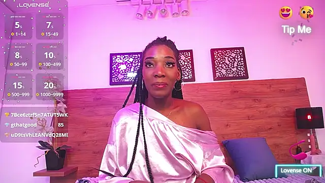 Snapshot of AlexandraCambell chatting on 09.21.25 AlexandraCambell online show from 09.21.25