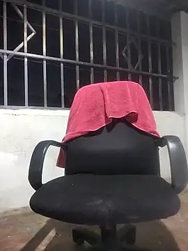 Bosssweet22cm online show from 11.10.25