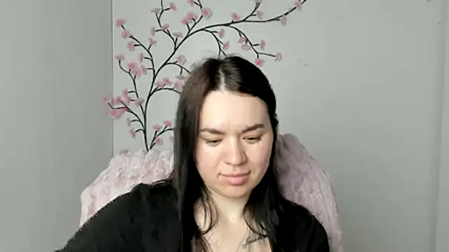 Lola Saymyname online show from 05.16.26