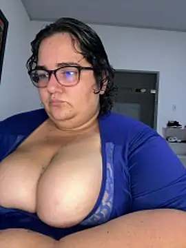 Snapshot of Mariana_cooper_07 chatting on 11.03.25 Mariana cooper 07 online show from 11.03.25