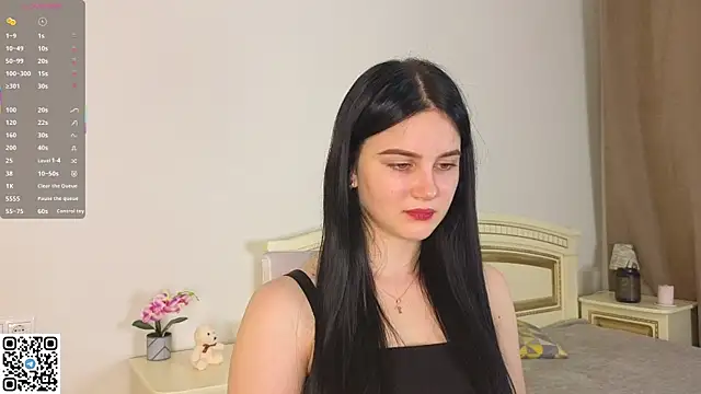 Snapshot of EnricaElis chatting on 11.03.25 EnricaElis online show from 11.03.25