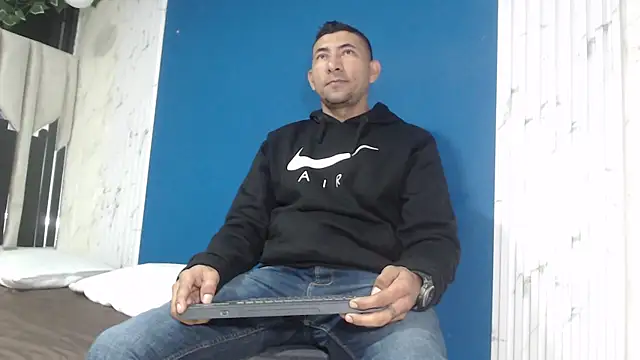 Morganandmegan online show from 01.09.26