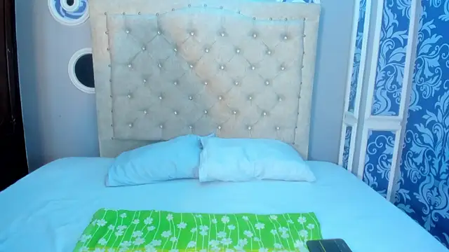 Snapshot of mishell_lovely chatting on 01.18.26 mishell lovely online show from 01.18.26