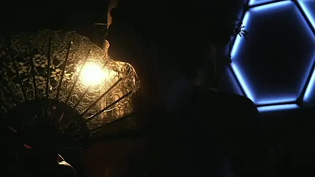 Alvuwkaa online show from 10.14.25