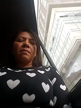 Snapshot of hiilarybrown chatting on 02.13.26 hiilarybrown online show from 02.13.26