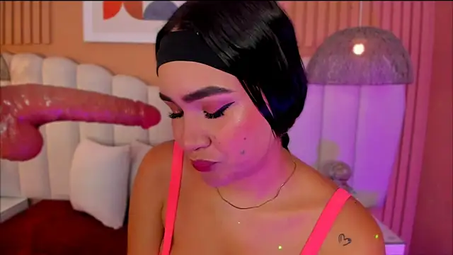 noa moon online show from 04.18.26