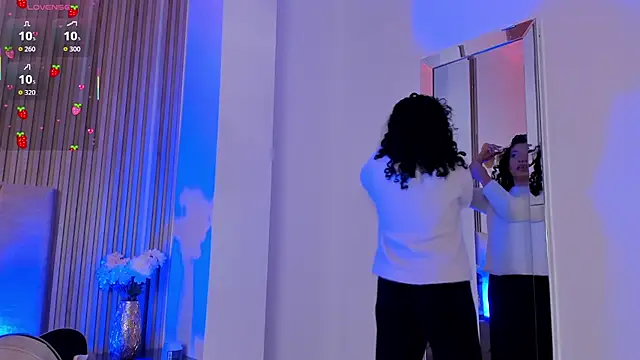 Snapshot of Rachell_Jamess chatting on 10.25.25 Rachell Jamess online show from 10.25.25