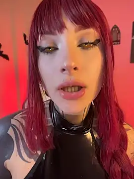 VelvetVampiree online show from 06.18.26