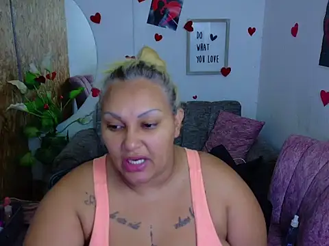 laleska montenegro online show from 01.15.26