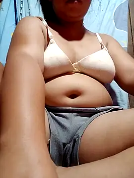 444apple online show from 04.11.26