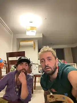 Snapshot of BlinkBoyRave chatting on 09.30.25 BlinkBoyRave online show from 09.30.25