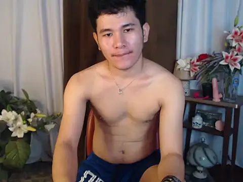 Snapshot of master_kent chatting on 12.19.25 master kent online show from 12.19.25