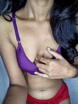 Snapshot of Diyab chatting on 11.21.25 Diyab online show from 11.21.25