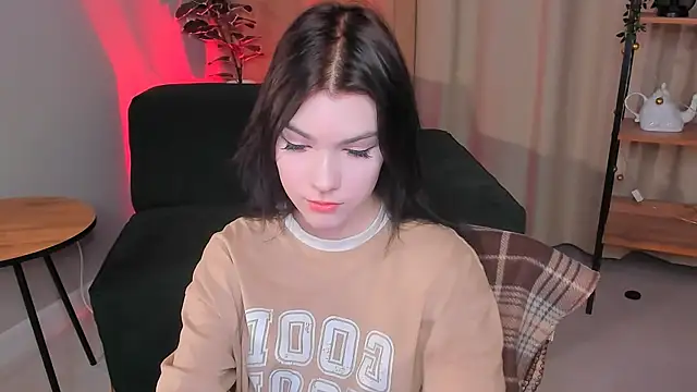 Snapshot of Sophie_SkyAngel chatting on 09.15.25 Sophie SkyAngel online show from 09.15.25