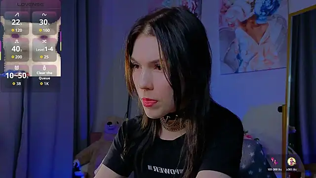 Snapshot of Sophie_SkyAngel chatting on 11.25.25 Sophie SkyAngel online show from 11.25.25