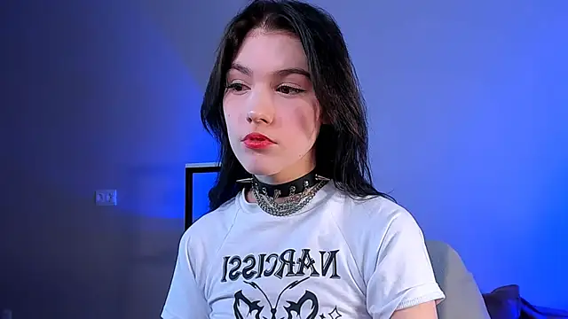 Snapshot of Sophie_SkyAngel chatting on 11.29.25 Sophie SkyAngel online show from 11.29.25