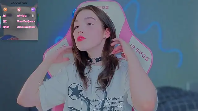 Sophie SkyAngel online show from 07.04.26