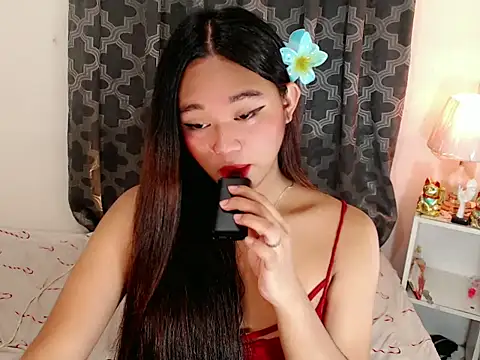 Snapshot of Malia_cummer chatting on 05.25.26 Malia cummer online show from 05.25.26