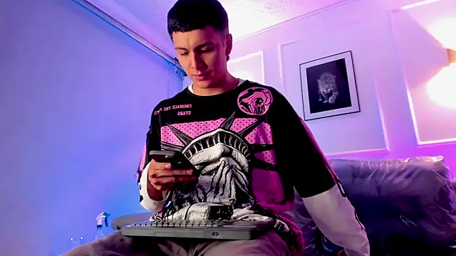 Leo santoro online show from 04.18.26