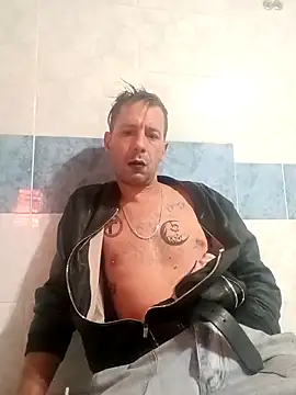 Snapshot of AntyKrysto chatting on 11.27.25 AntyKrysto online show from 11.27.25