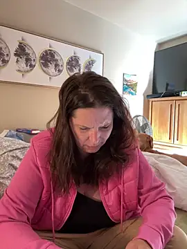 Snapshot of petalsexy chatting on 11.06.25 petalsexy online show from 11.06.25