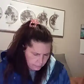 Snapshot of petalsexy chatting on 12.04.25 petalsexy online show from 12.04.25