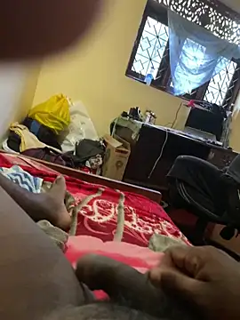 femboyslqueen online show from 04.21.26