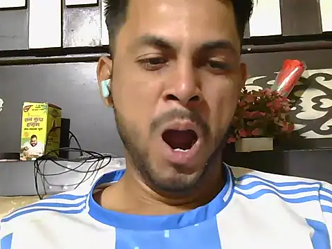 ursdreamperson online show from 04.20.26