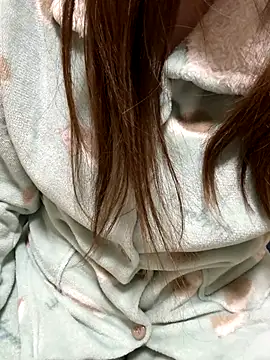 mayu06000 online show from 12.18.25