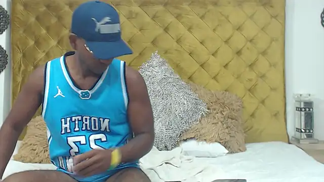 AndyCalifornia1 online show from 12.04.25