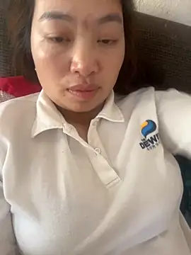 Nhung584 online show from 10.11.25