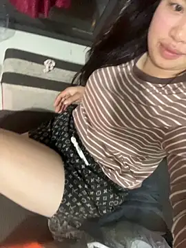 Nhung584 online show from 10.30.25