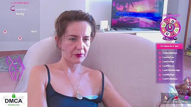 Snapshot of Witch_in_Silk chatting on 09.20.25 Witch in Silk online show from 09.20.25