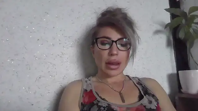 fox red lady7 online show from 03.30.26