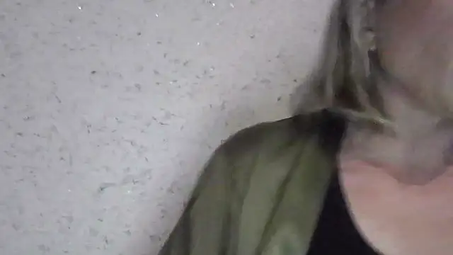 fox red lady7 online show from 04.18.26