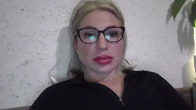 fox red lady7 online show from 04.19.26