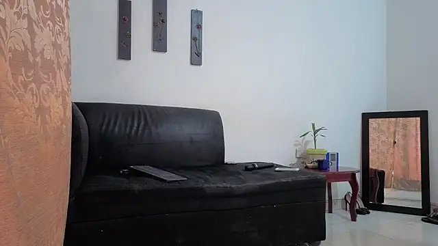 Snapshot of Kloewolf chatting on 11.05.25 Kloewolf online show from 11.05.25