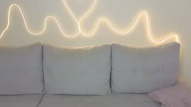 Snapshot of KathrynBrooks chatting on 11.24.25 KathrynBrooks online show from 11.24.25