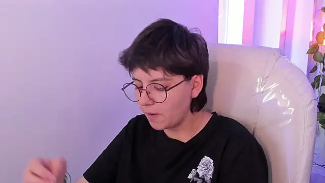 Nathaly ds online show from 04.18.26